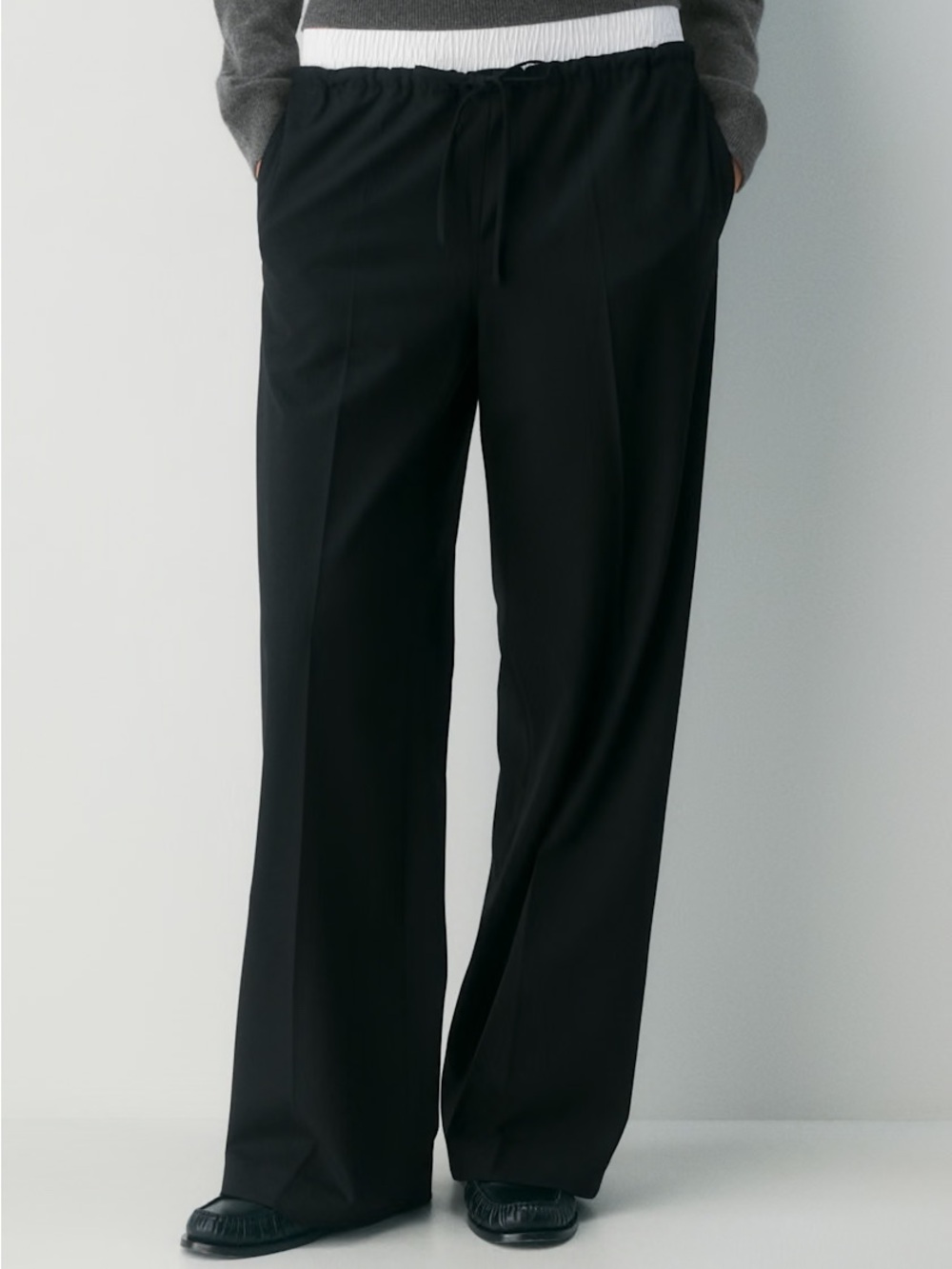 Aritzia Black Wide-Leg Drawstring Trousers
